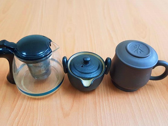 Tea set made of glass, ceramic, or other thermal stability material are suit for brewing tea